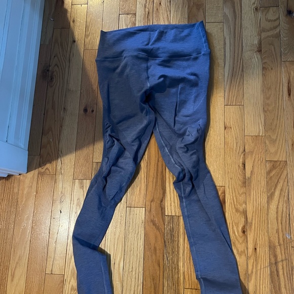 Alphalete Aero Leggings - Picture 2 of 3